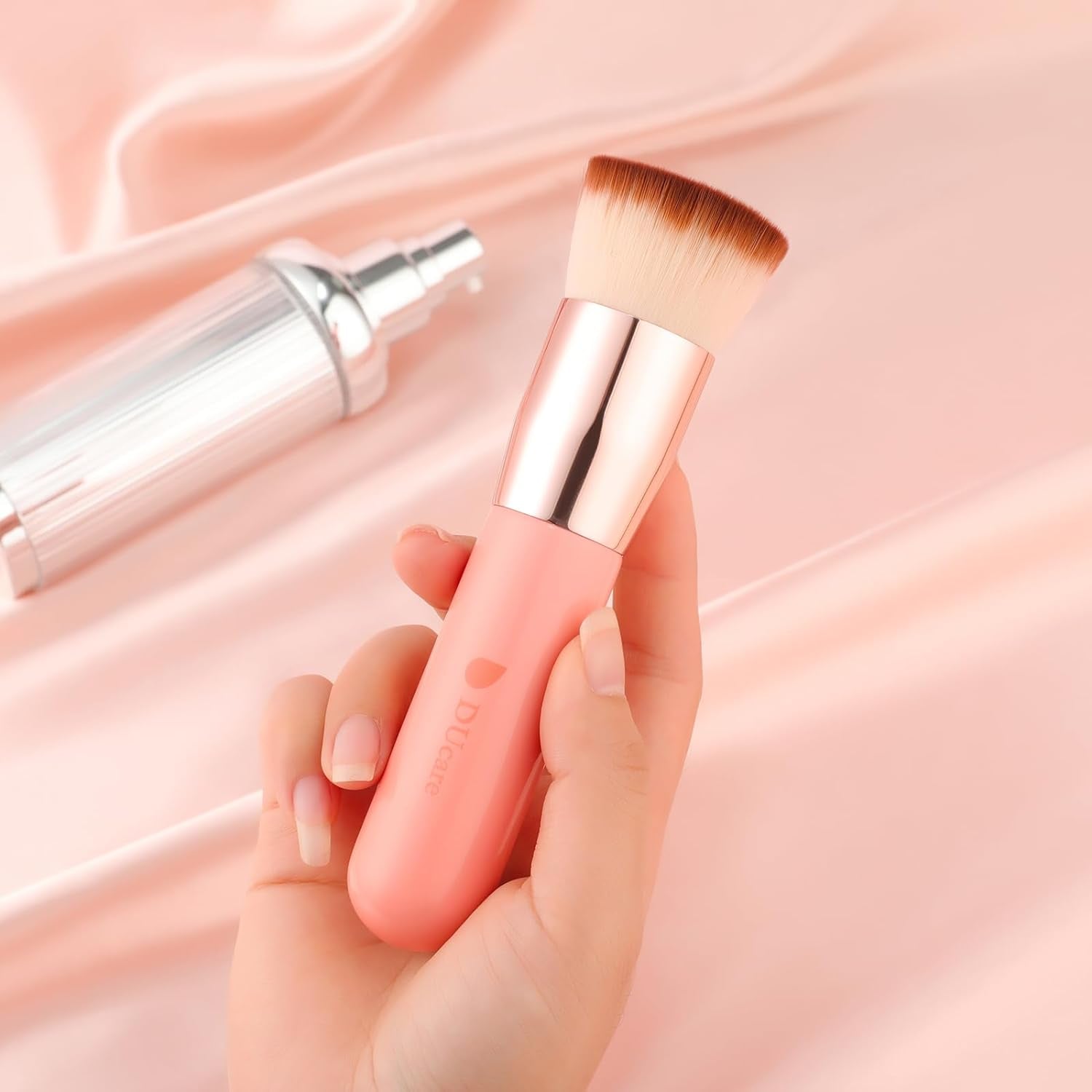 Flat Top Kabuki Foundation Brush - Premium Makeup Brush for Liquid, Cream, and Powder - Buffing, Blending, and Face,Pink